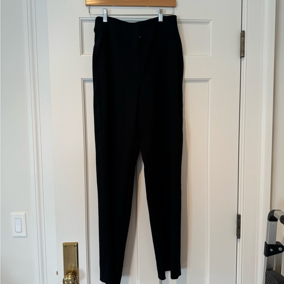 Aritzia Black Trouser - Picture 2 of 9